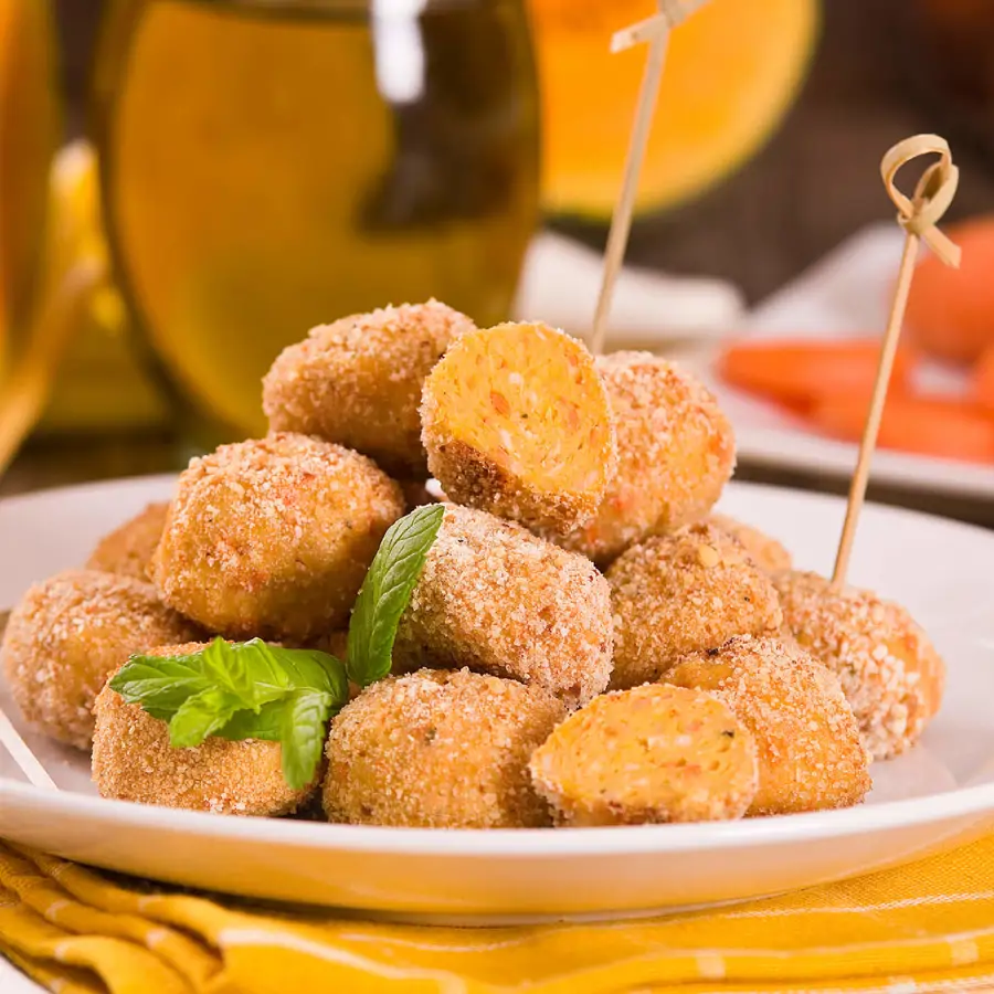 ¿Tienes una lata de bonito, una zanahoria y queso rallado? Prepara en 5 minutos estas croquetas en la airfryer que están de miedo