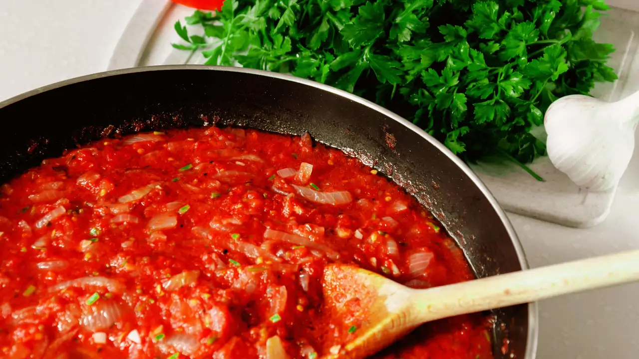 Chef José Andrés revela el secreto para hacer el mejor sofrito: "Hay que sofreír las cebollas a fuego muy muy lento"